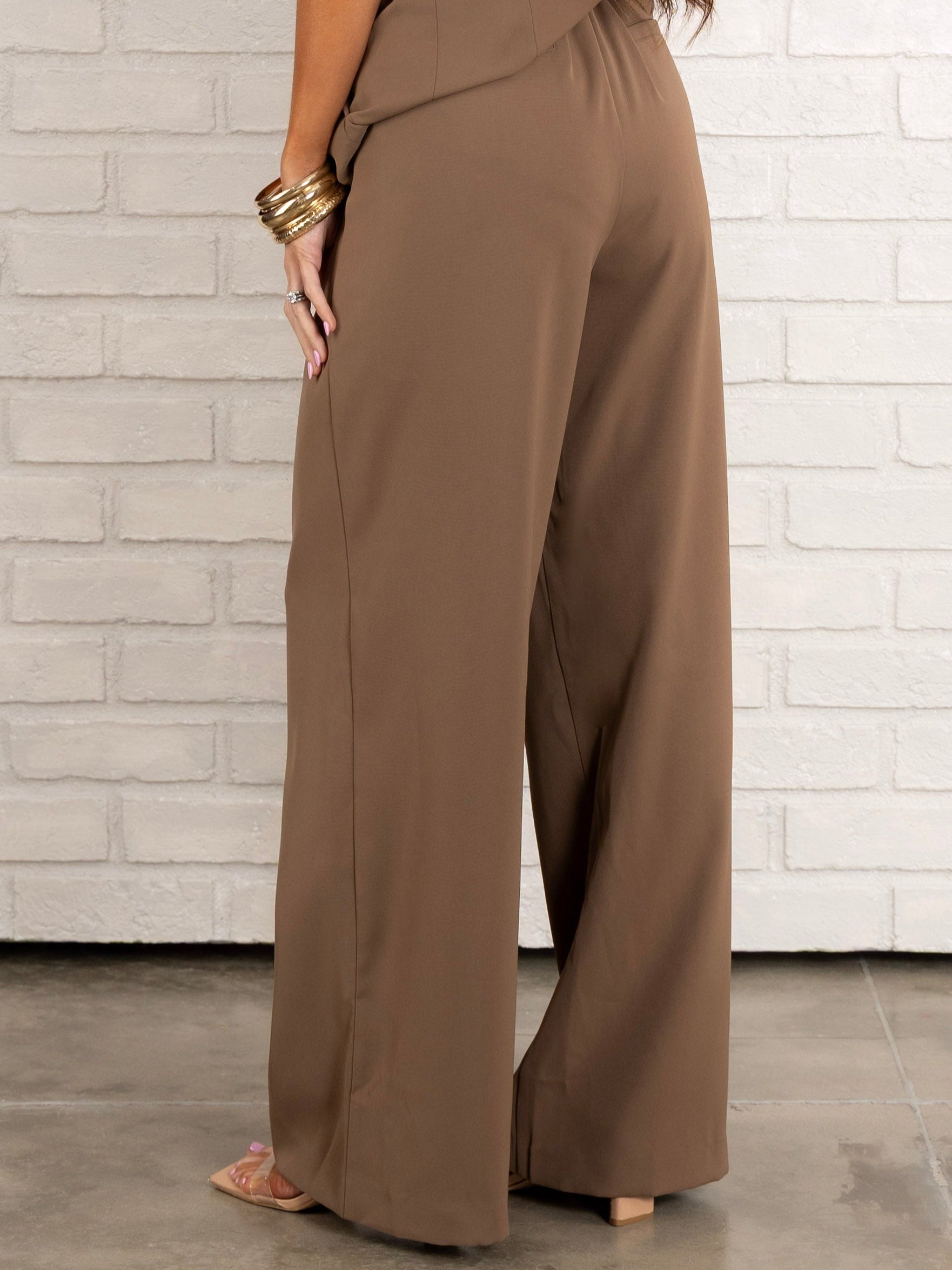 Coffee Sleeveless Button-down Top and Wide-leg Pants Set