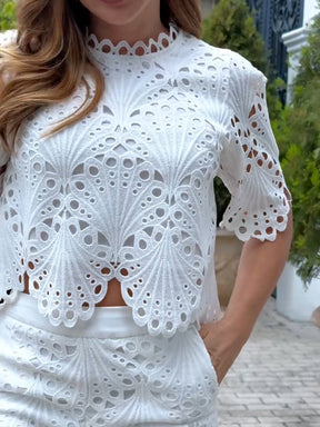White Leaf Lace Hollow Suit